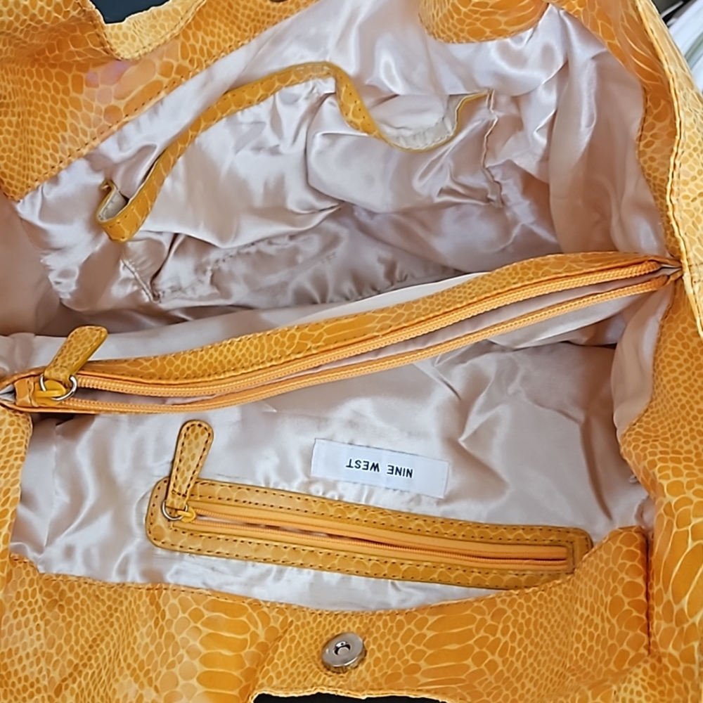 Nine West Handbag - Picture 7 of 9